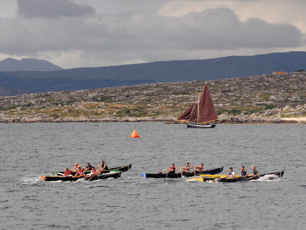 Rasaí na mBád Traditional boat races Connemara