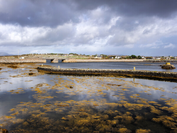 scenic driving route in Connemara