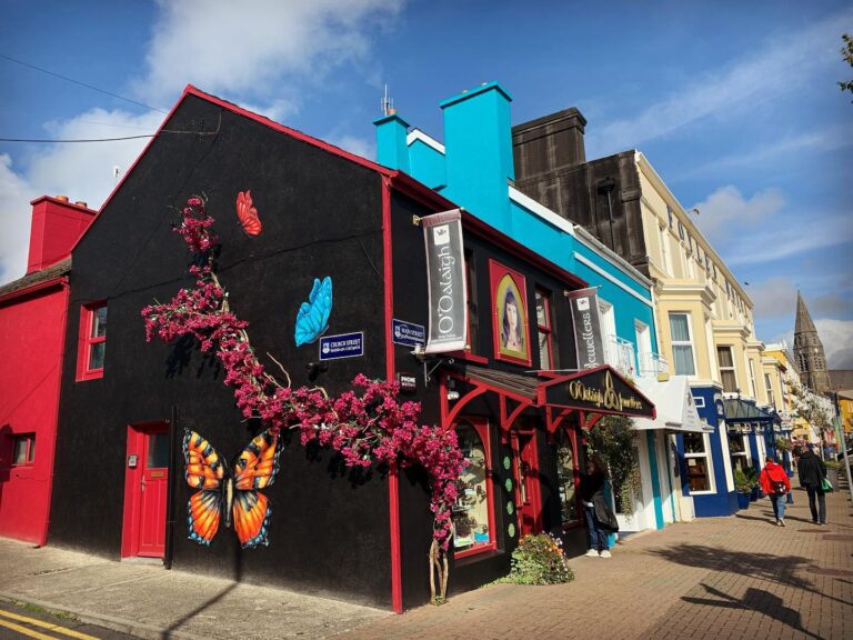 Hand-crafted Celtic and contemporary jewellery at O’Dalaigh Jewellers, Clifden, Connemara. Custom designs and authentic Irish pieces.