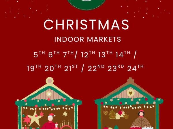 Christmas Green Market Margadh Glas Maigh Cuilinn